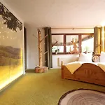 Apartamento Familien-appartement Schwarzwald Bei Freiburg Mit Bis Zu 4 Schlafzimmern Sölden