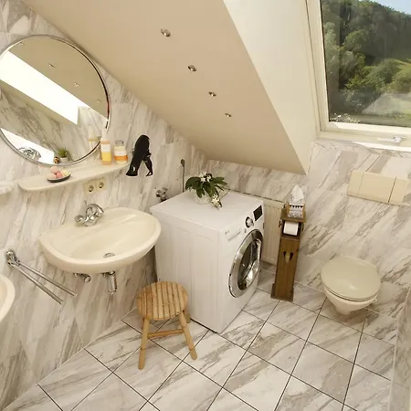 Apartament Familien-appartement Schwarzwald Bei Freiburg Mit Bis Zu 4 Schlafzimmern *